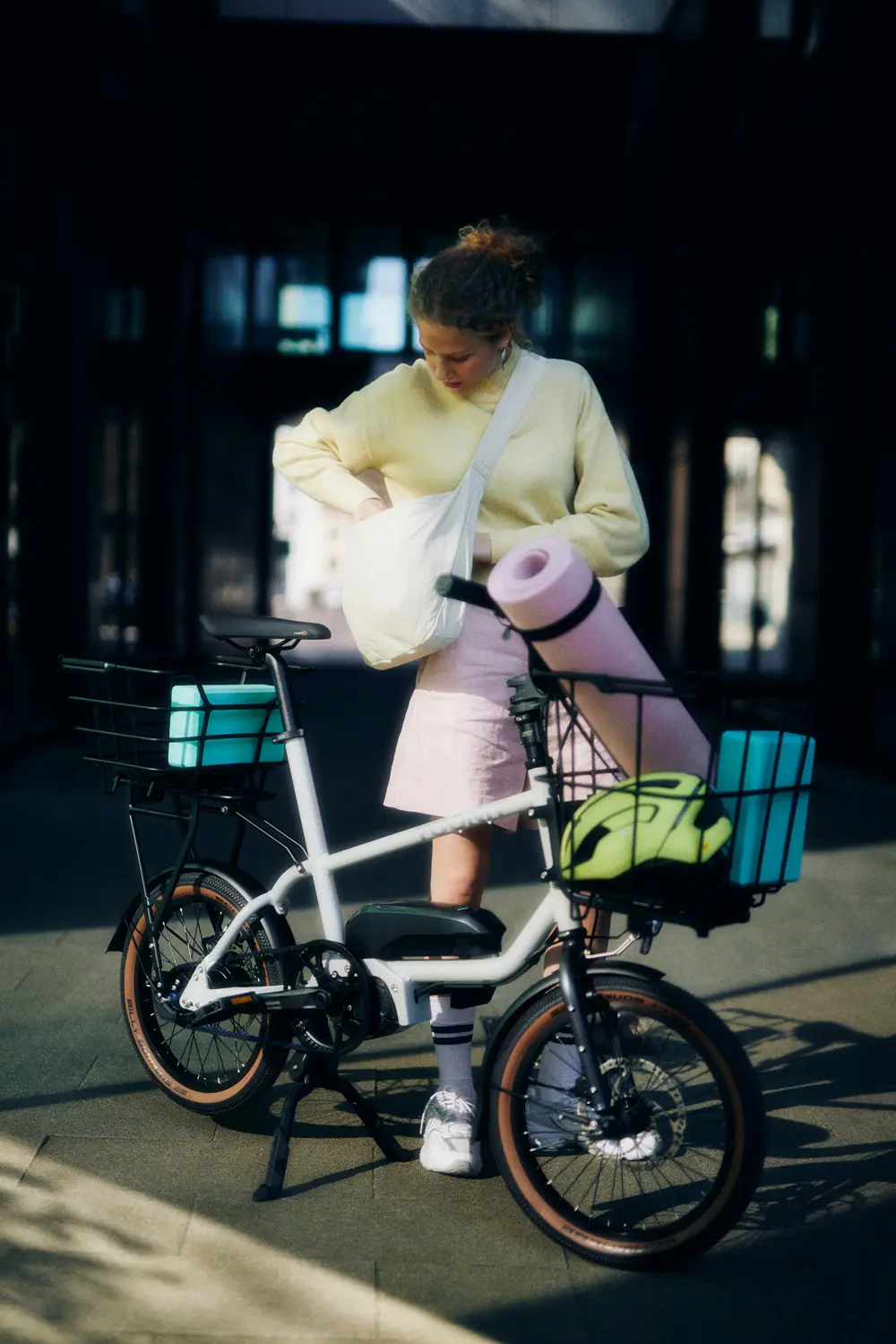 Yoonit MICRO – superkompaktes Lastenrad mit einklappbarem Lenker Yoonit MICRO – superkompaktes Lastenrad mit einklappbarem Lenker